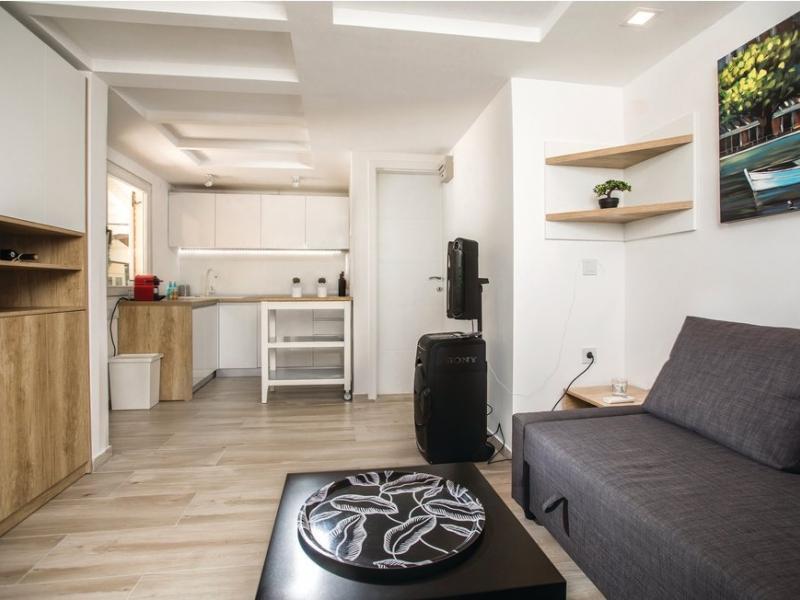 Отель, гостиница Vrboska, Хорватия, 107 м² - фото 13