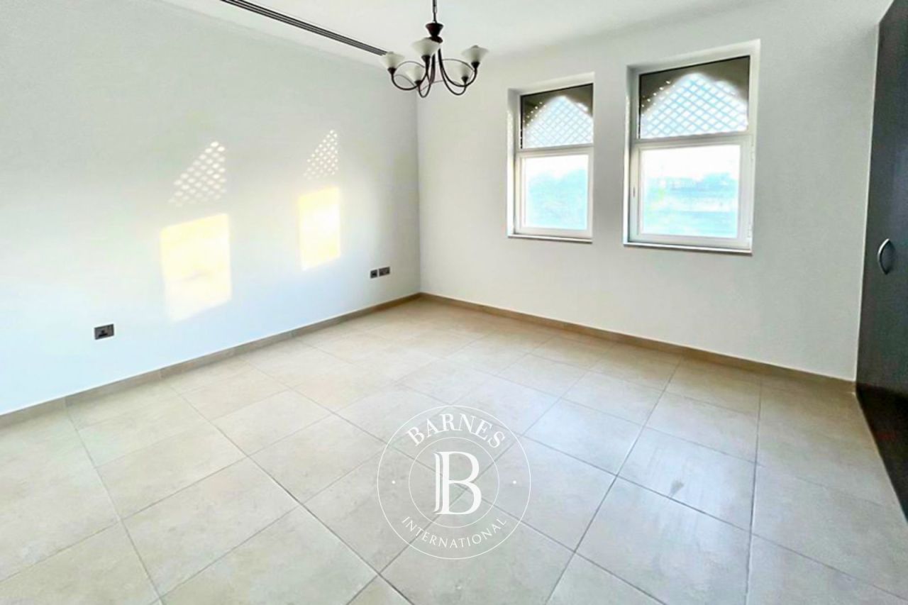 Вилла в Дубае, ОАЭ, 284.6 м² - фото 7