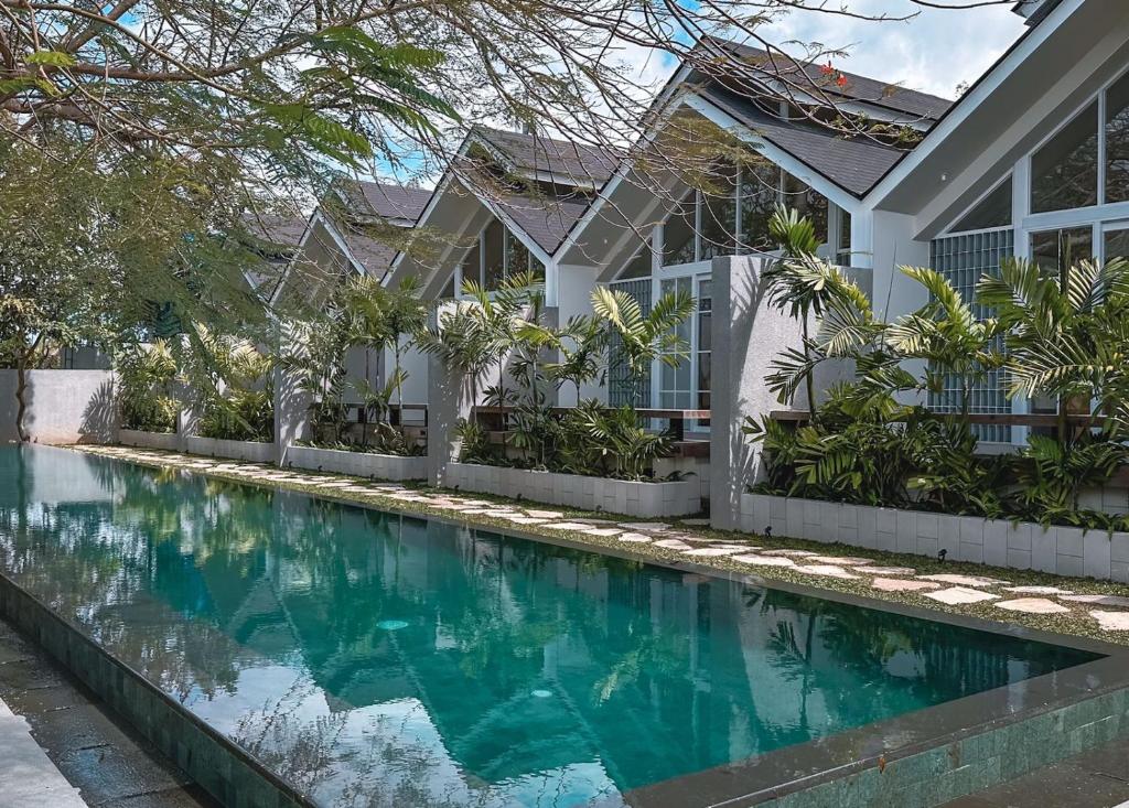 Таунхаус в Джимбаране, Индонезия, 100 м² - фото 1