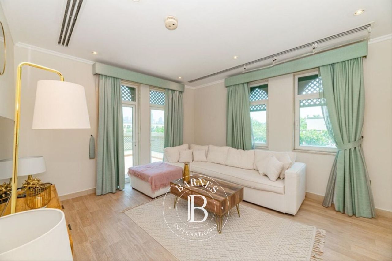 Вилла в Дубае, ОАЭ, 402.7 м² - фото 9