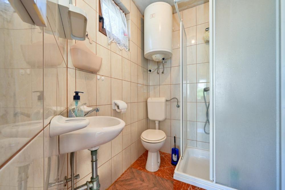 Отель, гостиница Malinska, Хорватия, 160 м² - фото 18