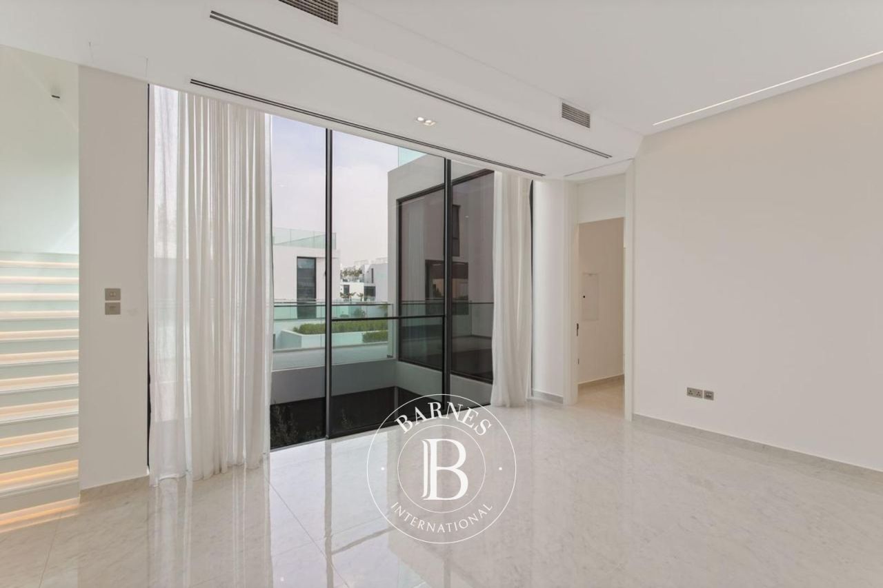 Вилла в Дубае, ОАЭ, 617.8 м² - фото 12