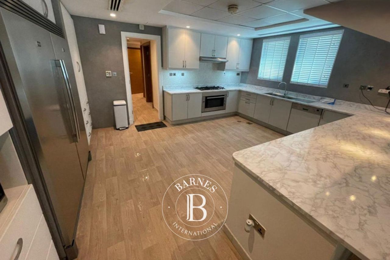 Вилла в Дубае, ОАЭ, 402.7 м² - фото 14