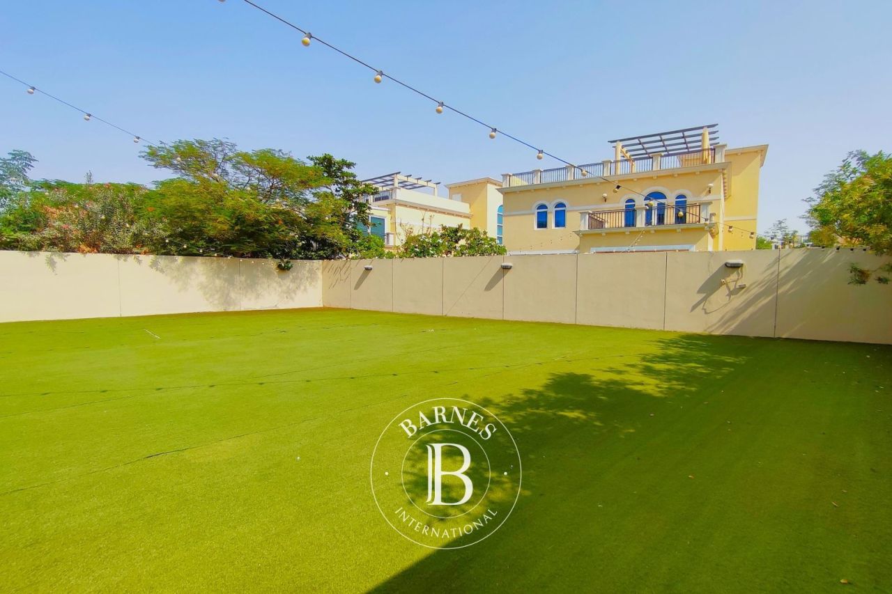 Вилла в Дубае, ОАЭ, 454.5 м² - фото 16