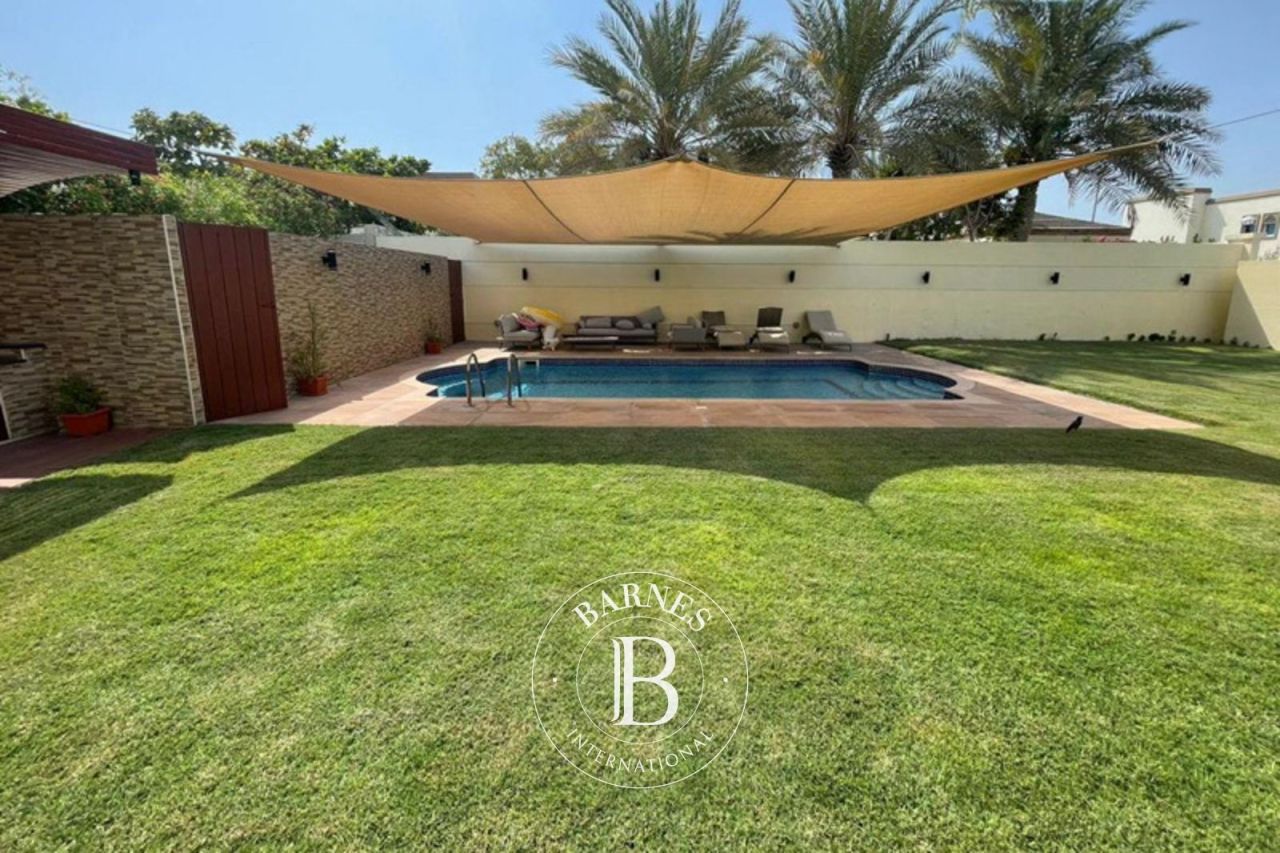 Вилла в Дубае, ОАЭ, 402.7 м² - фото 18