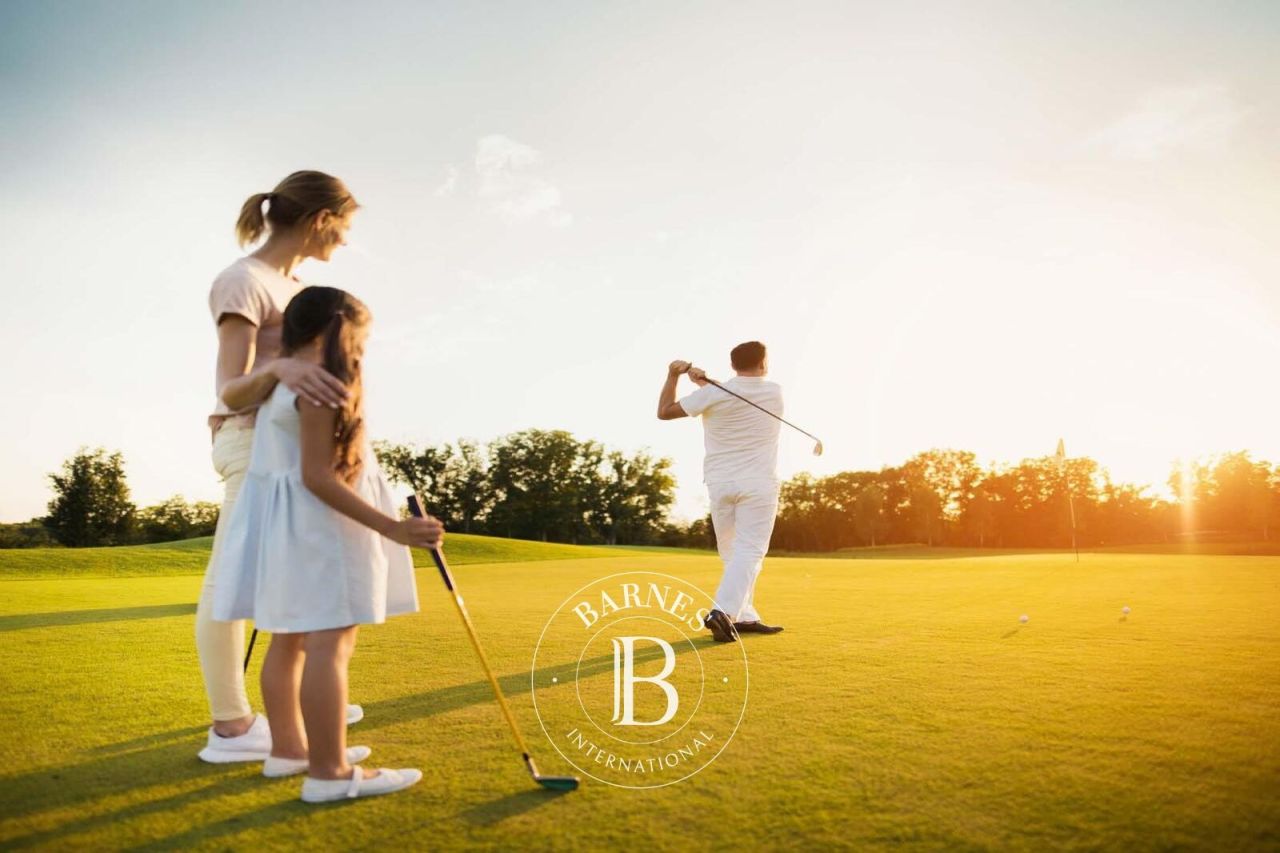 Квартира в Дубае, ОАЭ, 297.4 м² - фото 19