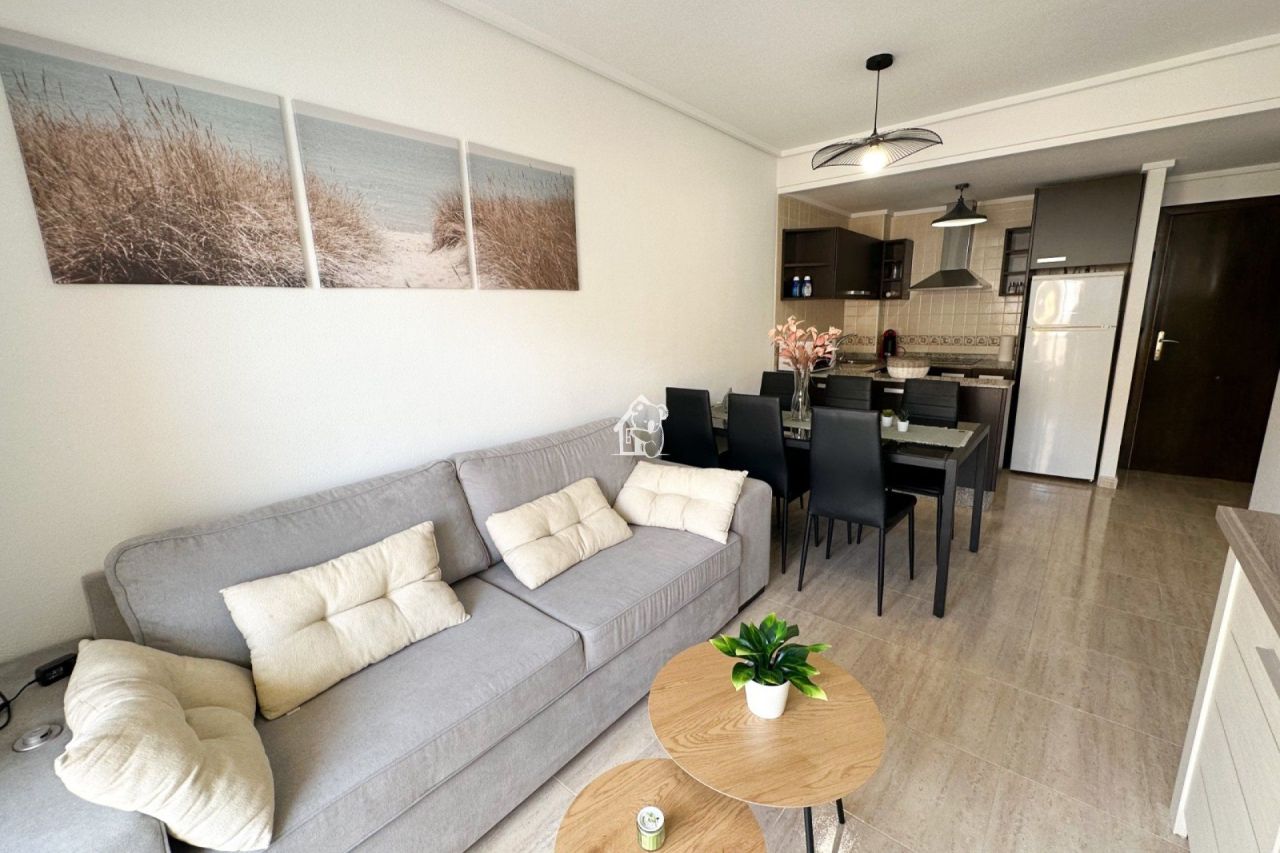 Апартаменты в Сан-Мигель де Салинас, Испания, 90 м² - фото 2