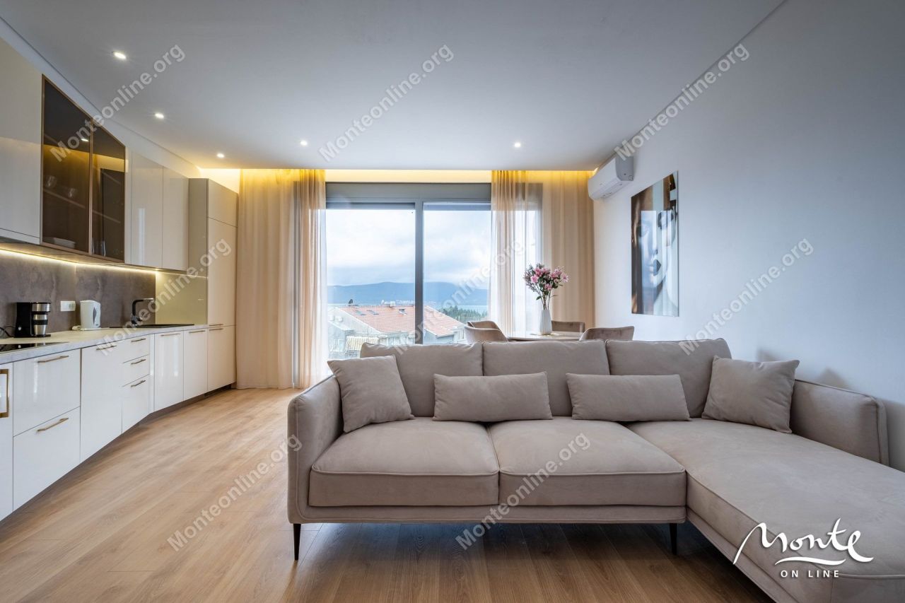 Апартаменты в Тивате, Черногория, 76 м² - фото 4