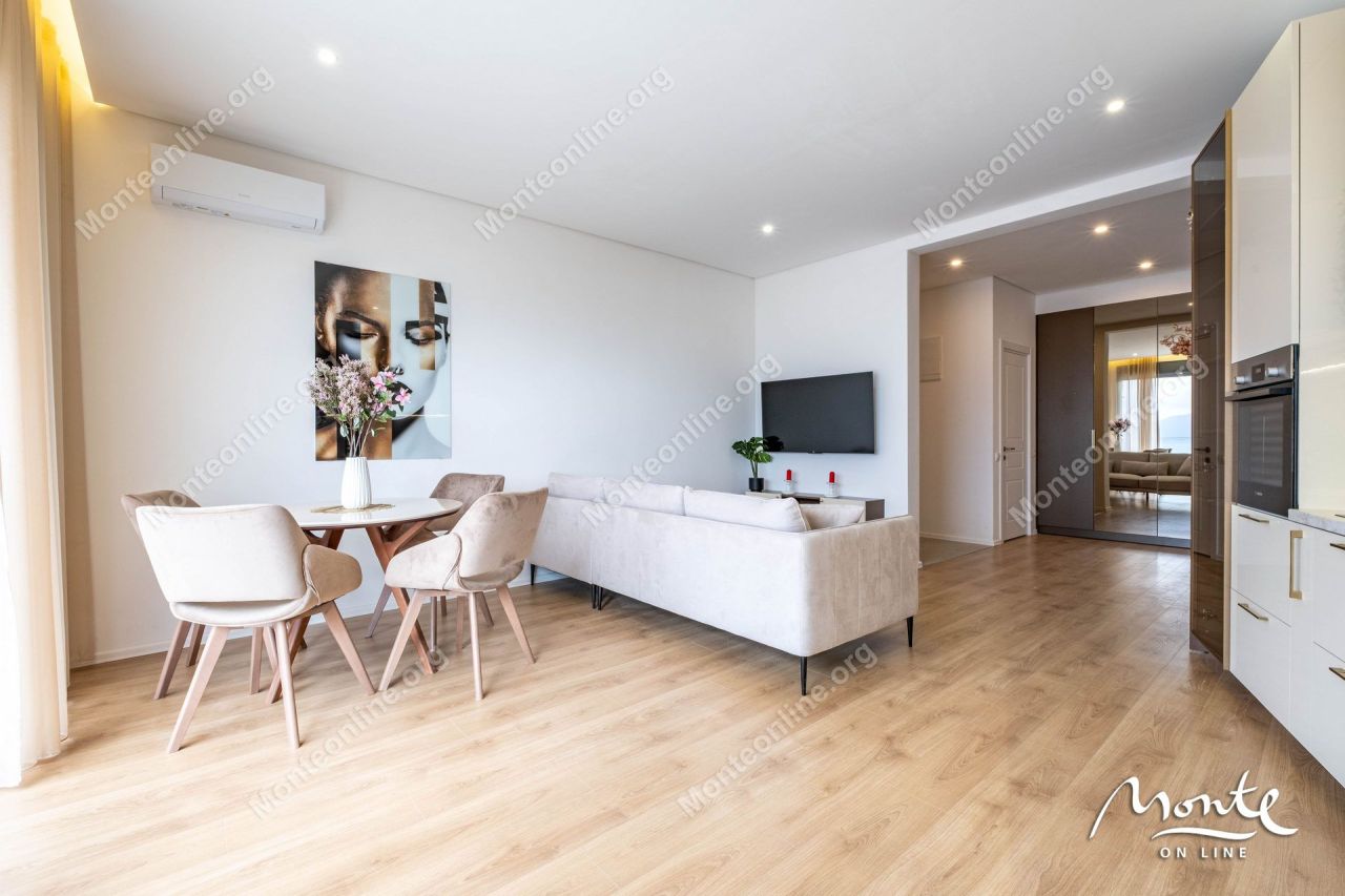 Апартаменты в Тивате, Черногория, 76 м² - фото 7