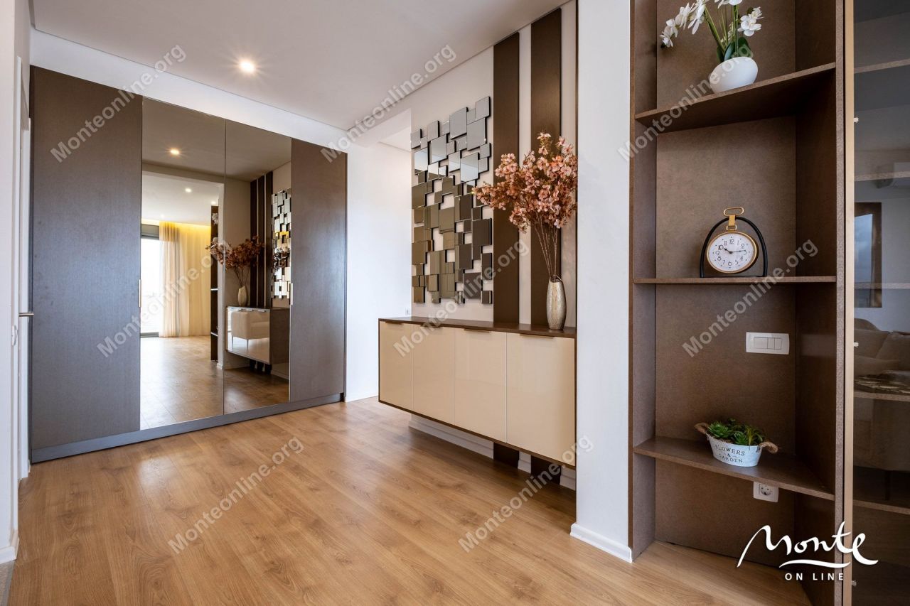 Апартаменты в Тивате, Черногория, 76 м² - фото 11