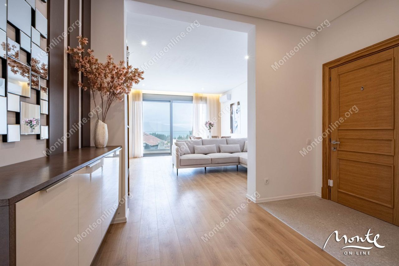 Апартаменты в Тивате, Черногория, 76 м² - фото 14