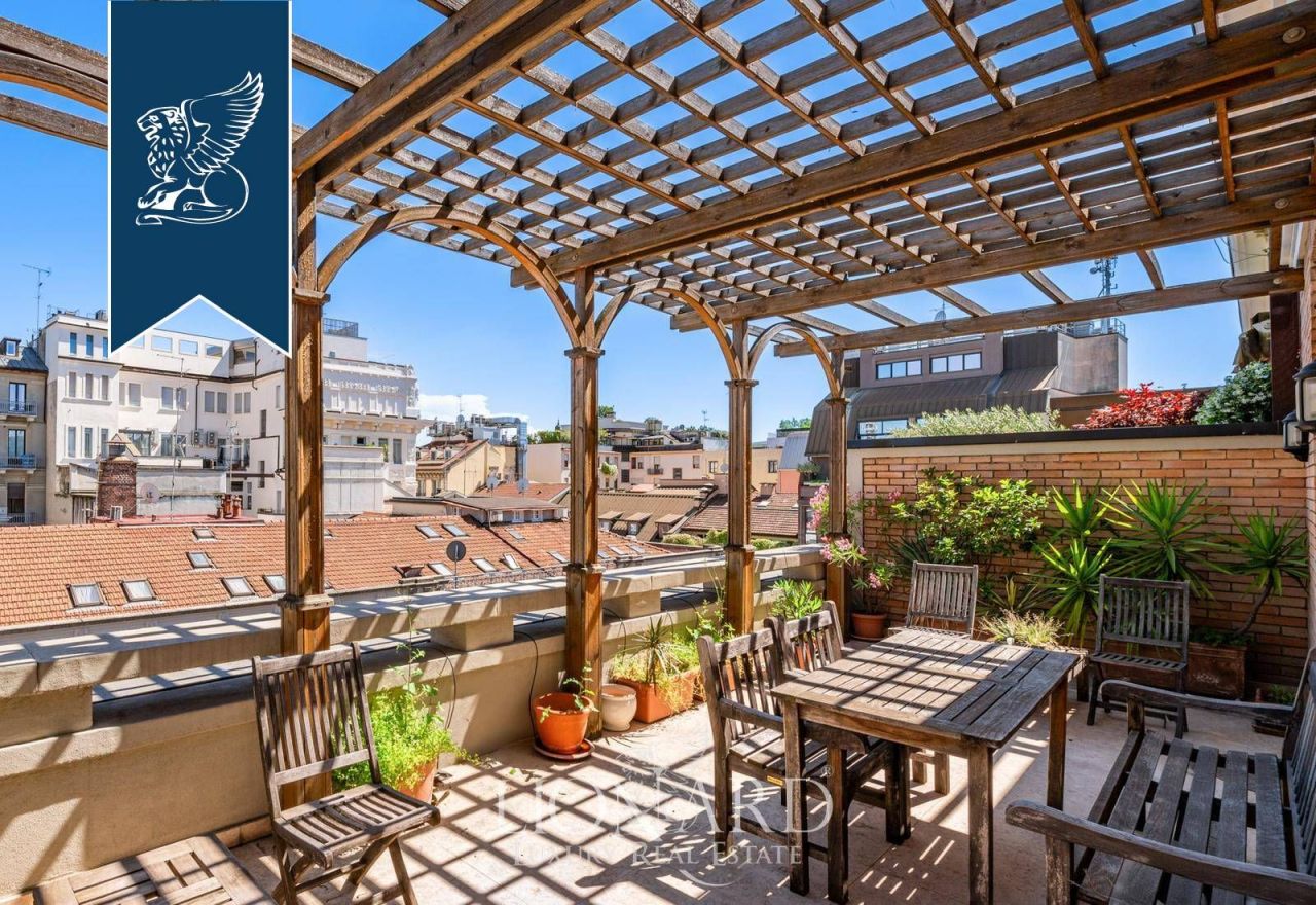 Апартаменты в Милане, Италия, 200 м² - фото 15