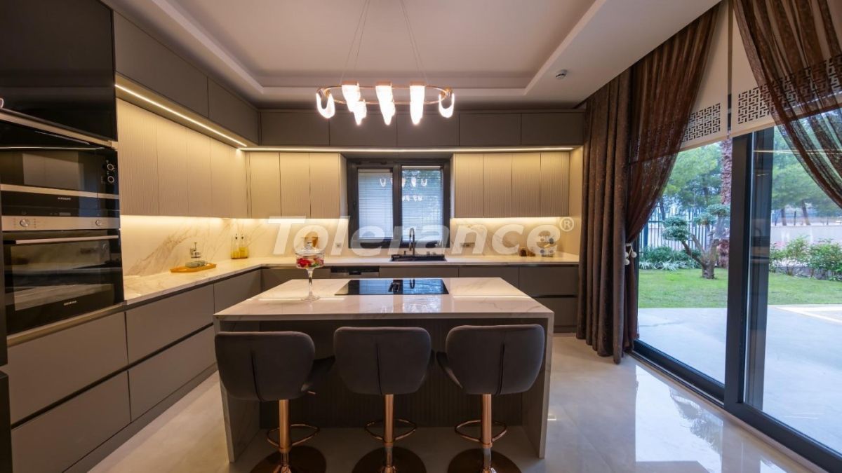 Вилла в Анталии, Турция, 383 м² - фото 10