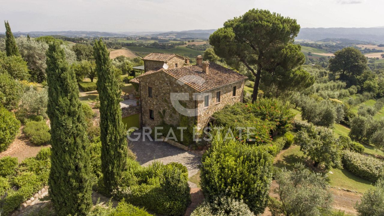 Дом в Четоне, Италия, 440.65 м² - фото 2