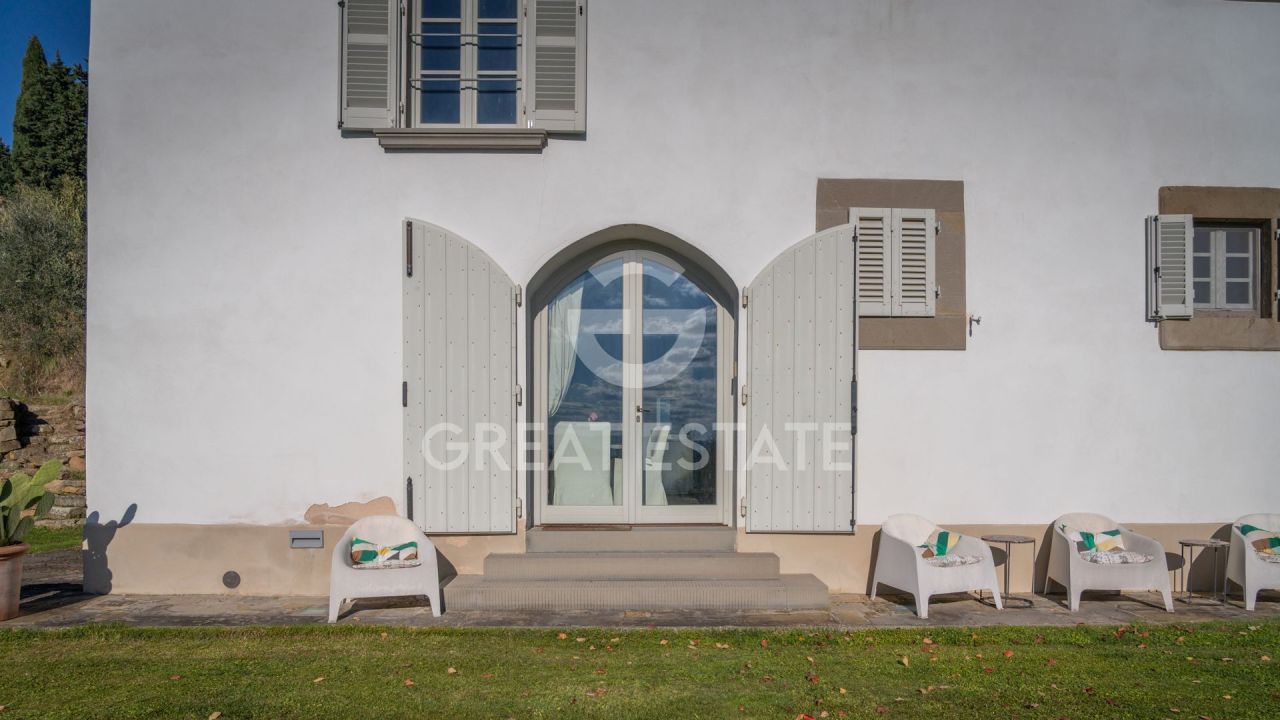 Дом Castelfranco Piandiscò, Италия, 346 м² - фото 8