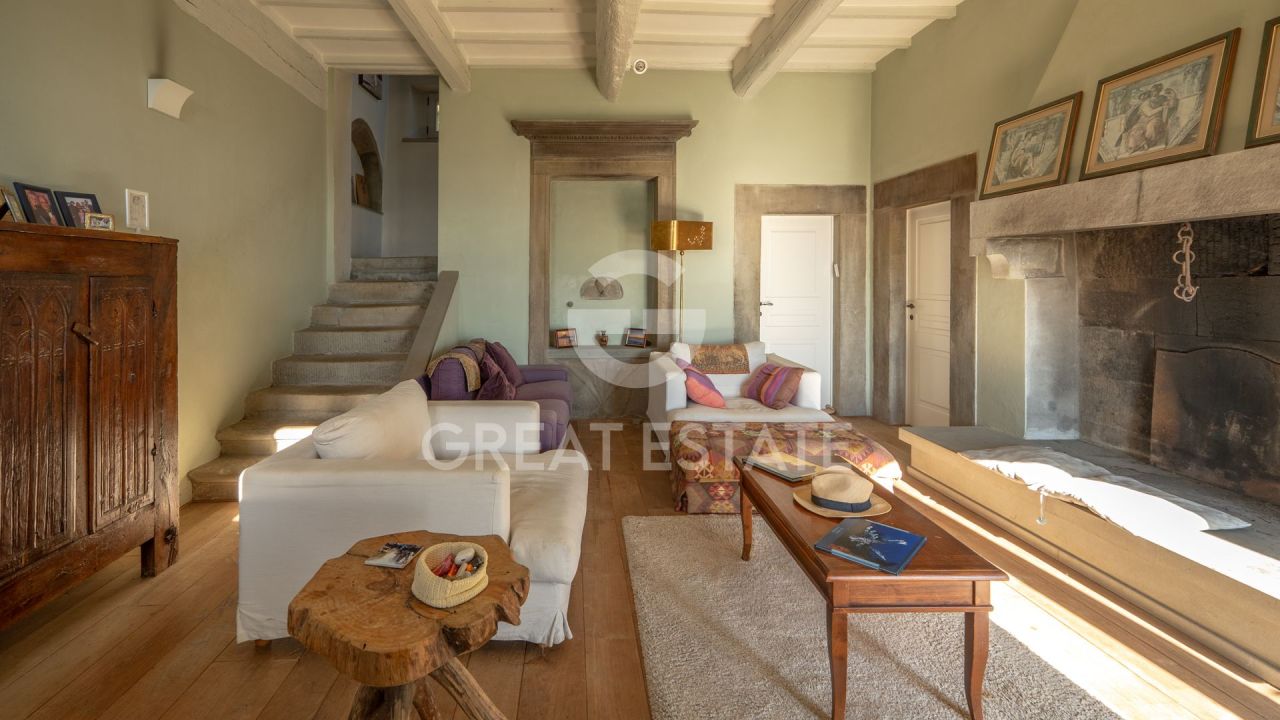 Дом Castelfranco Piandiscò, Италия, 346 м² - фото 9