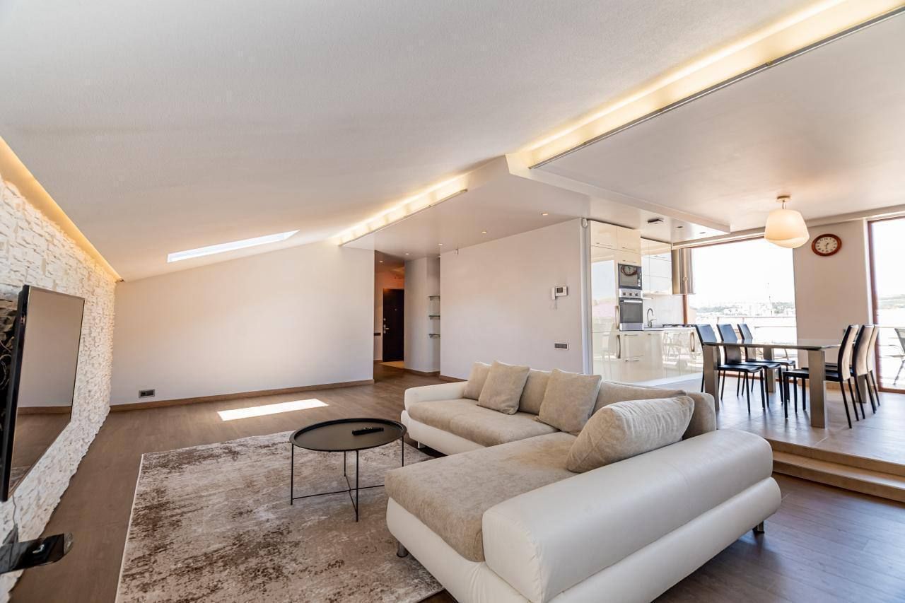 Квартира в Тбилиси, Грузия, 140 м² - фото 1