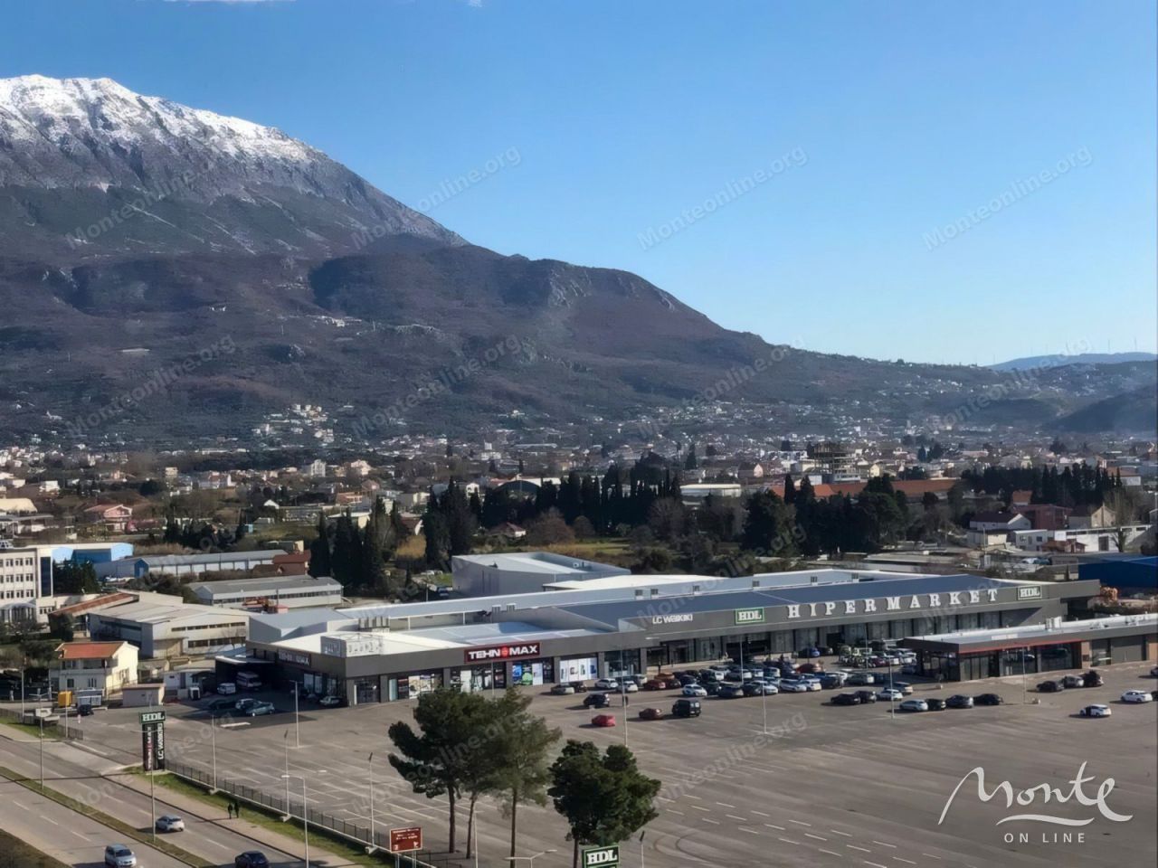 Апартаменты в Баре, Черногория, 46 м² - фото 1