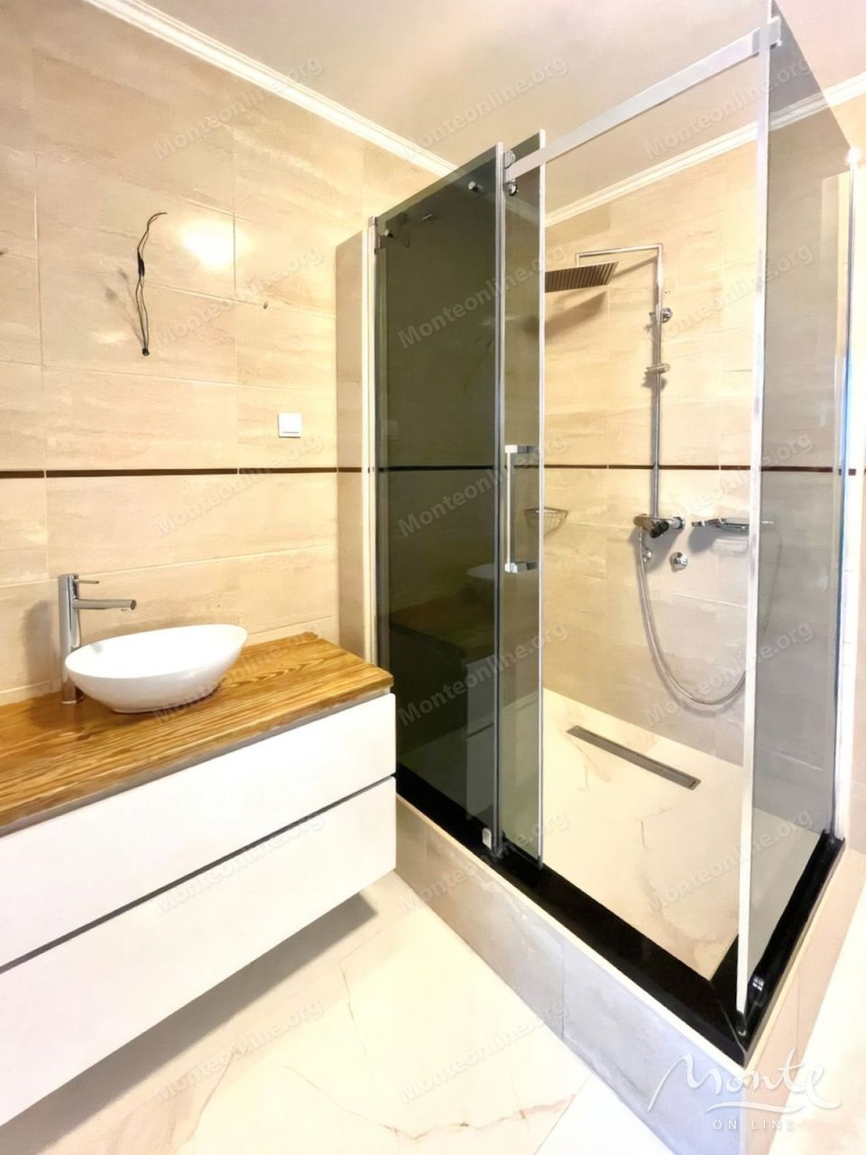 Апартаменты в Добра Воде, Черногория, 241 м² - фото 12