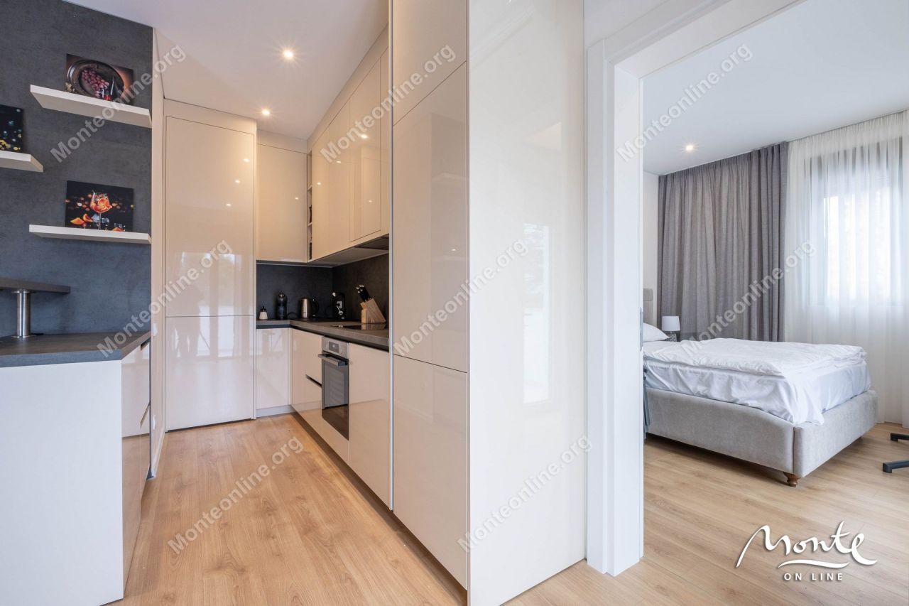 Апартаменты в Тивате, Черногория, 90 м² - фото 18