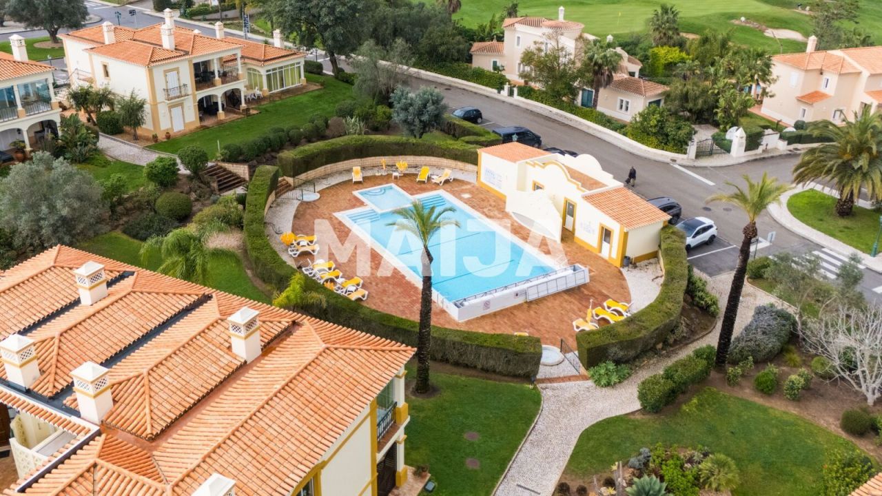 Апартаменты в Лагоа, Португалия, 99.1 м² - фото 1