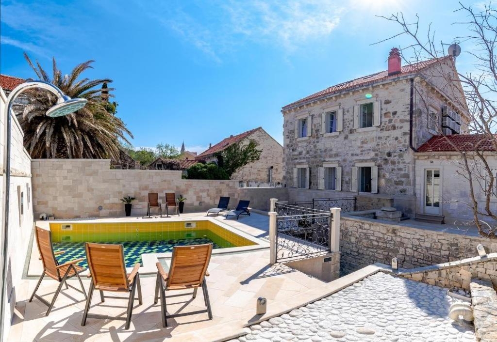 Отель, гостиница Sumartin, Хорватия, 340 м² - фото 4