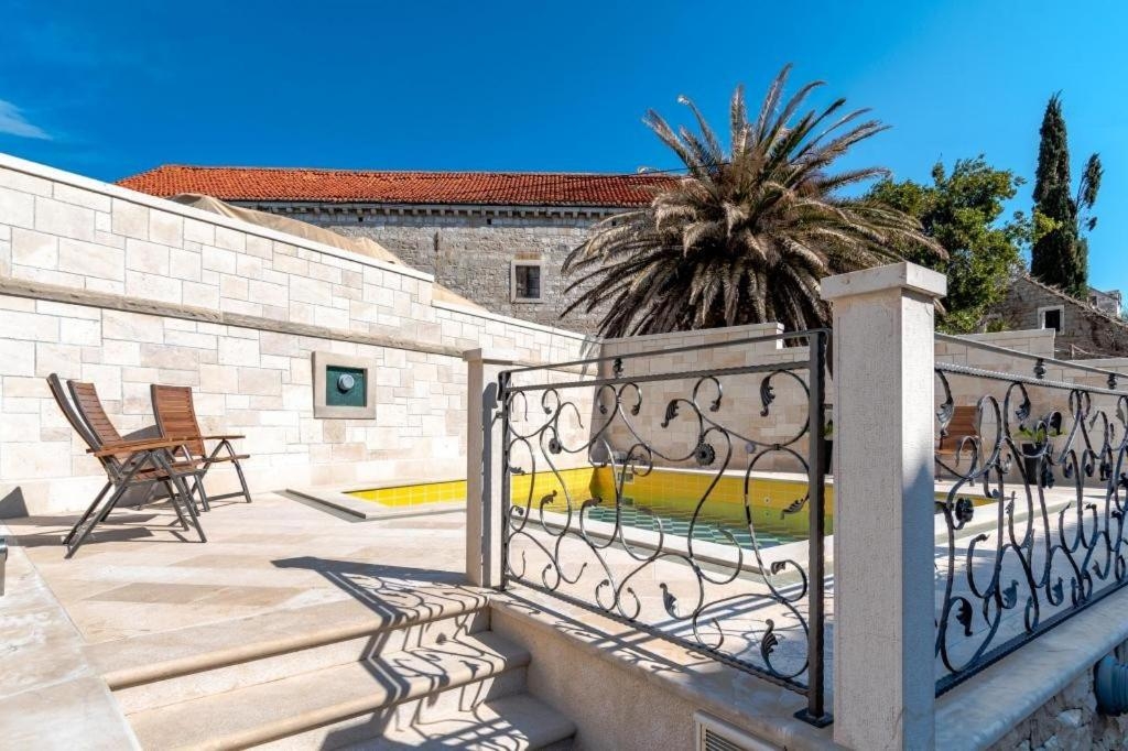 Отель, гостиница Sumartin, Хорватия, 340 м² - фото 7