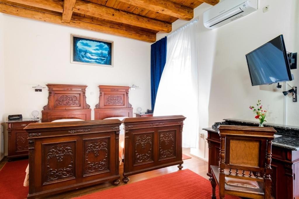 Отель, гостиница Sumartin, Хорватия, 340 м² - фото 11