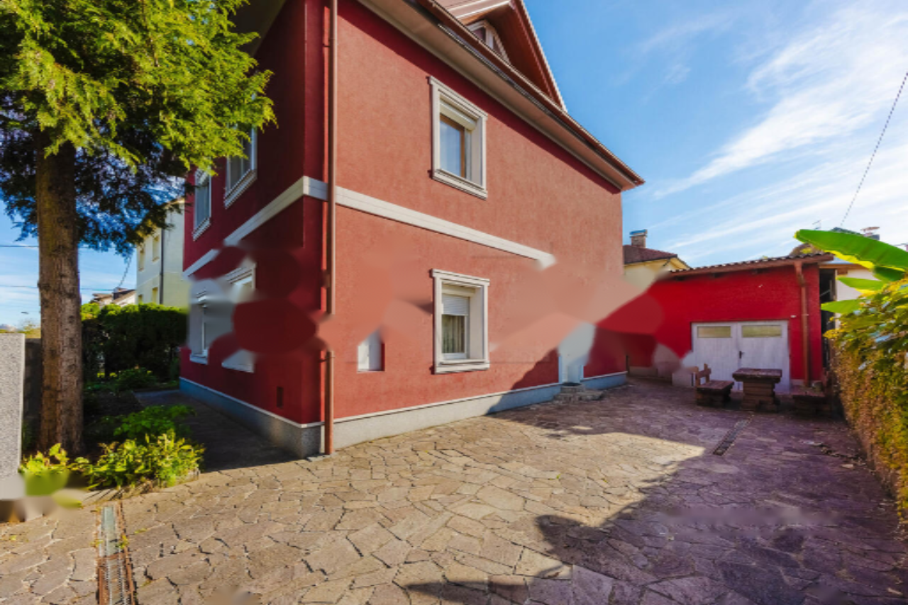 Дом в Любляне, Словения, 240 м² - фото 1