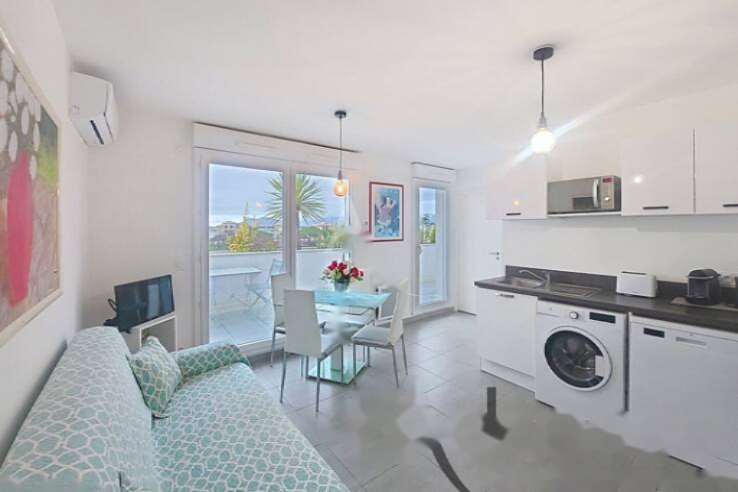 Квартира в Каннах, Франция, 35 м² - фото 1