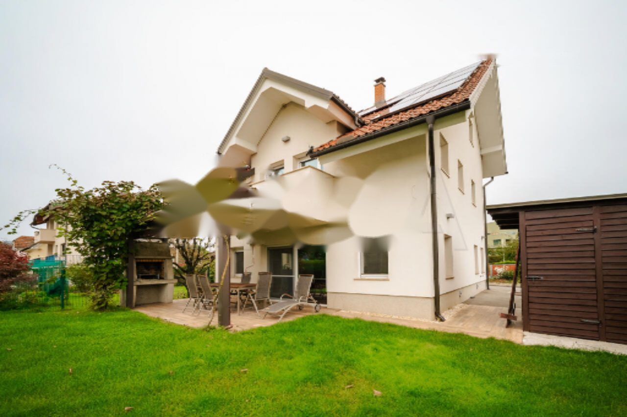 Дом в Любляне, Словения, 186 м² - фото 1