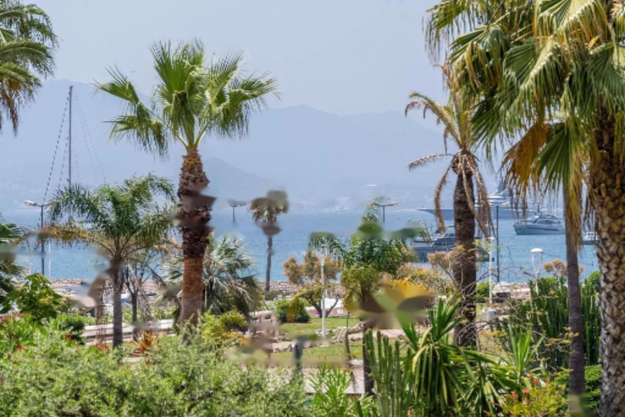 Квартира в Каннах, Франция, 75 м² - фото 1