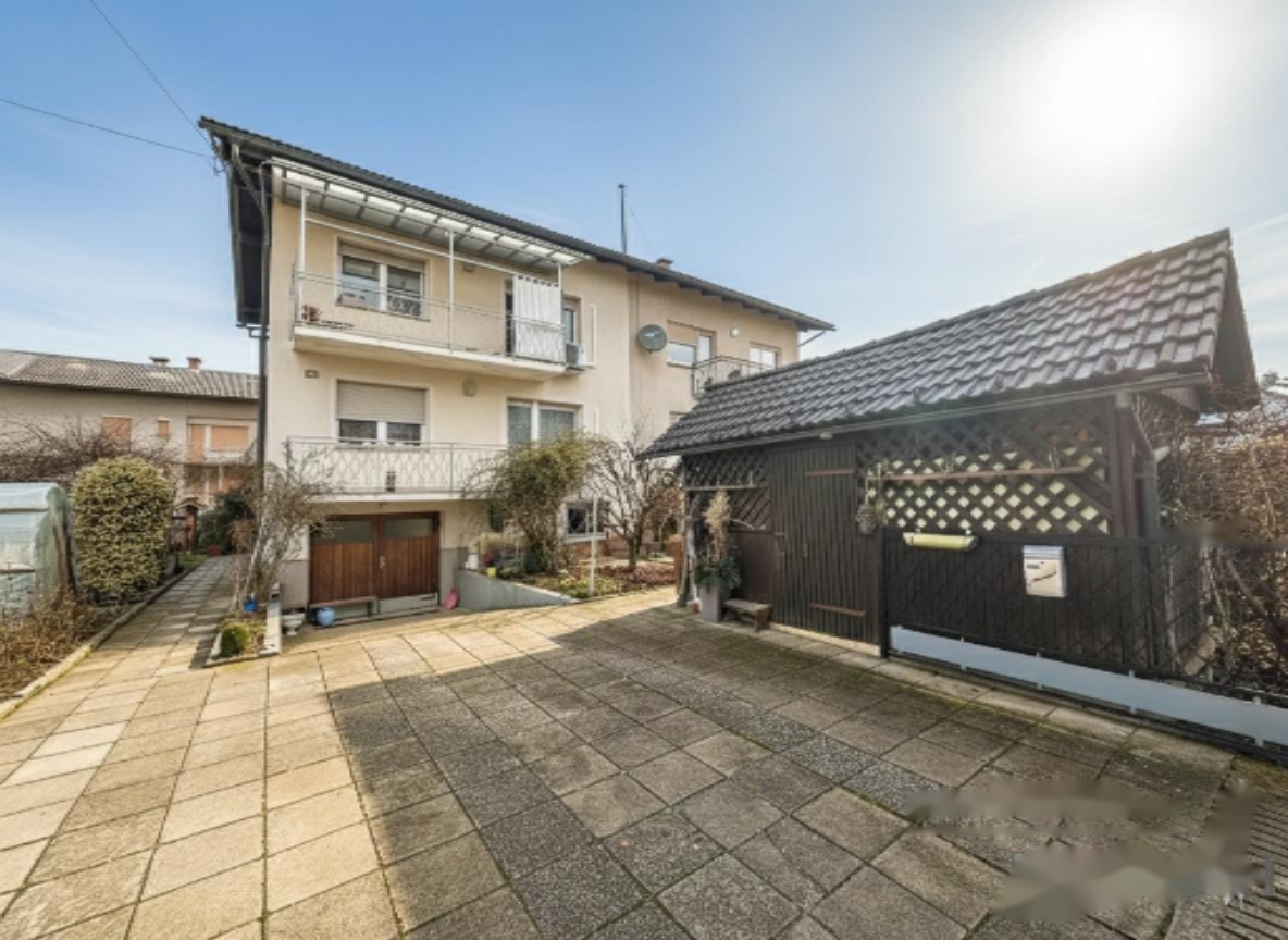 Дом в Любляне, Словения, 101 м² - фото 1