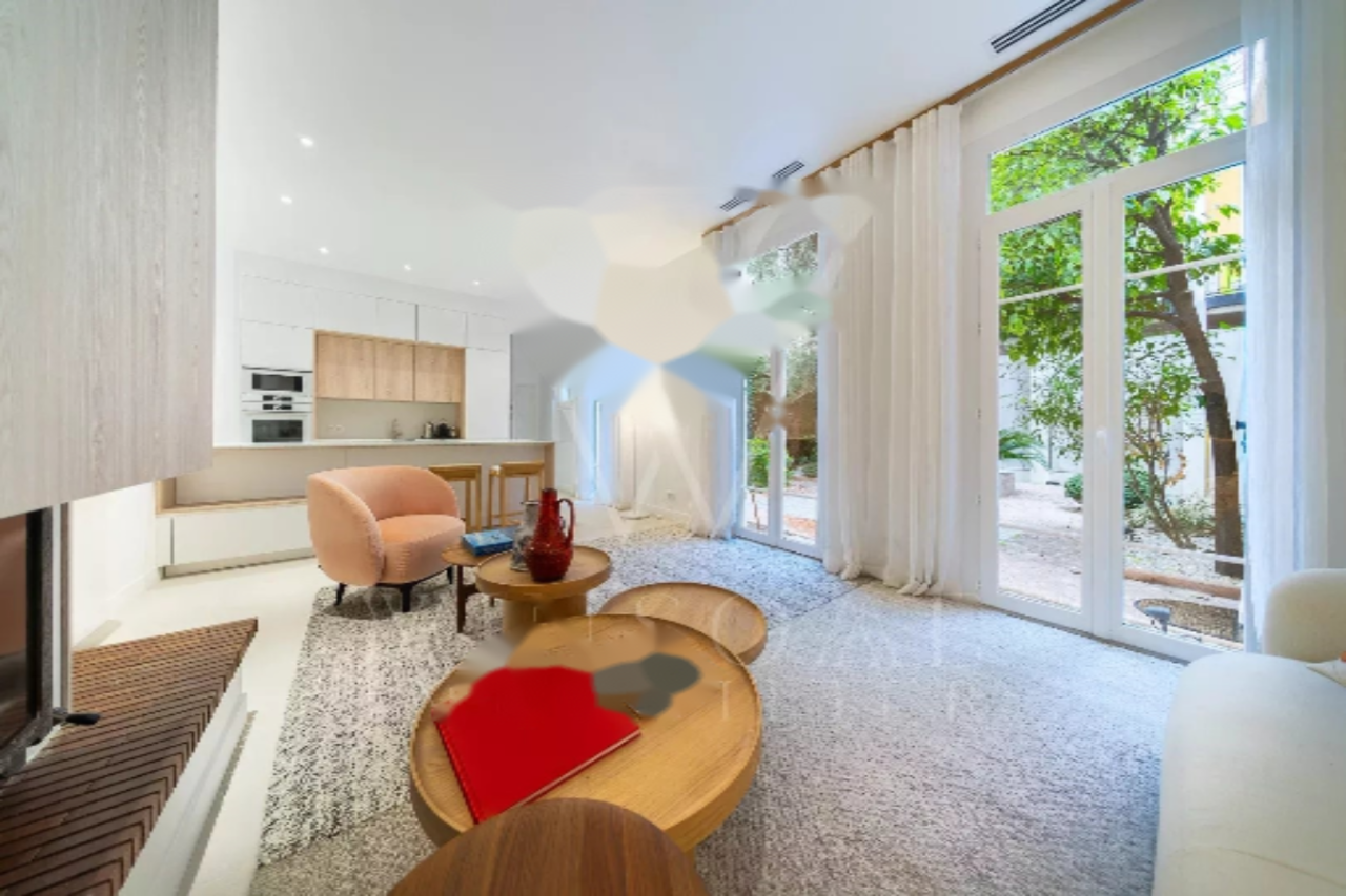 Квартира в Каннах, Франция, 131 м² - фото 2