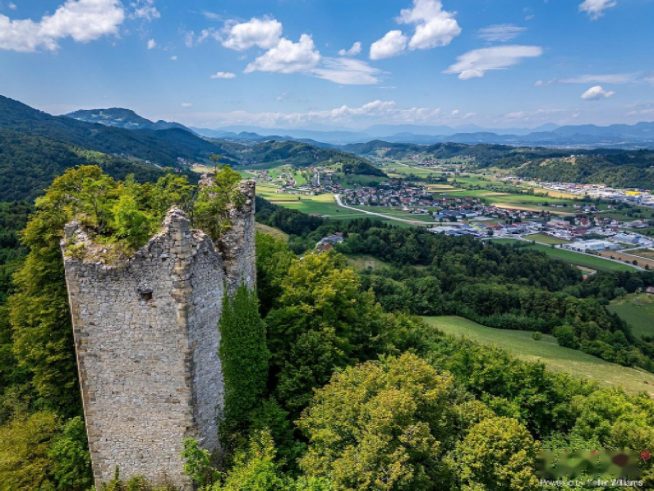 Ферма в Шентюре, Словения, 600 м² - фото 3