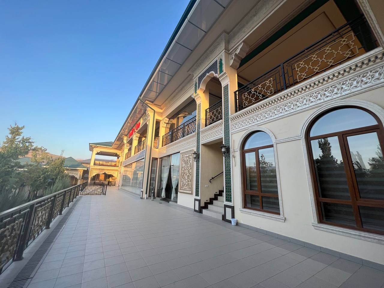 Кафе, ресторан Ташкентская область Бостанлыкский район, Узбекистан, 3 500 м² - фото 3