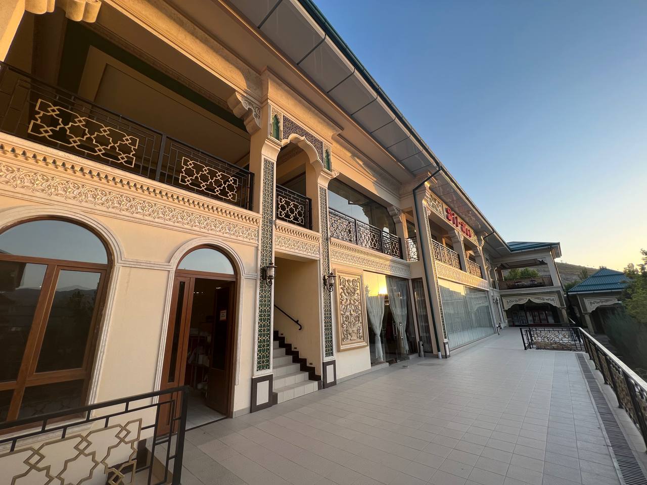 Кафе, ресторан Ташкентская область Бостанлыкский район, Узбекистан, 3 500 м² - фото 10