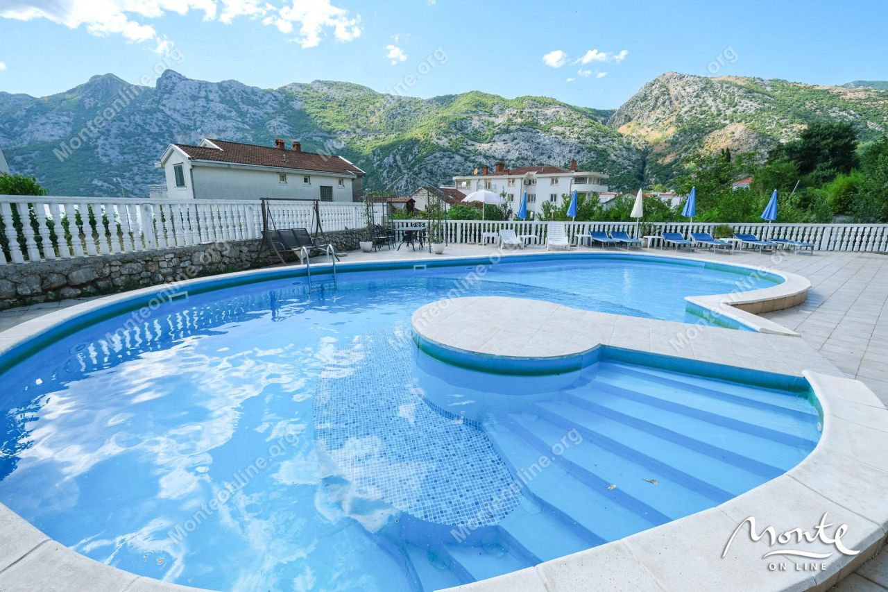 Отель, гостиница в Рисане, Черногория, 190 м² - фото 12