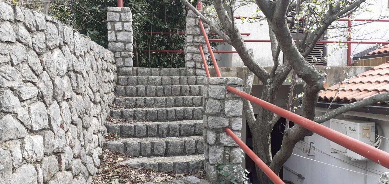 Отель, гостиница Smokvica Krmpotska, Хорватия, 185 м² - фото 10