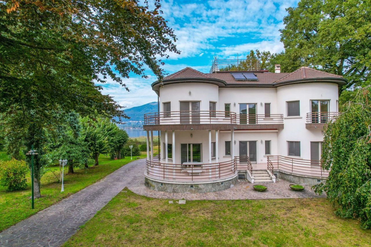 Вилла в Варесе, Италия, 620 м² - фото 4