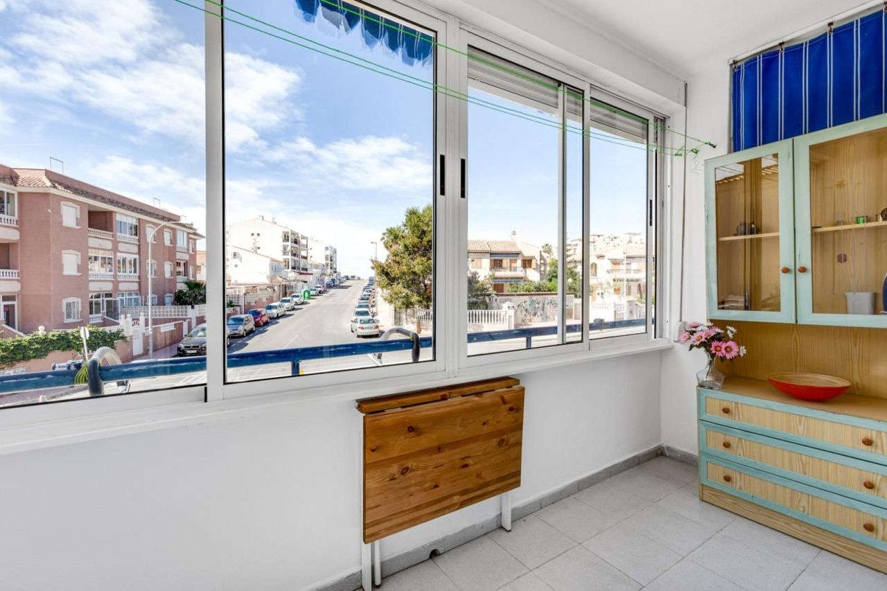 Студия в Торревьехе, Испания, 27 м² - фото 6