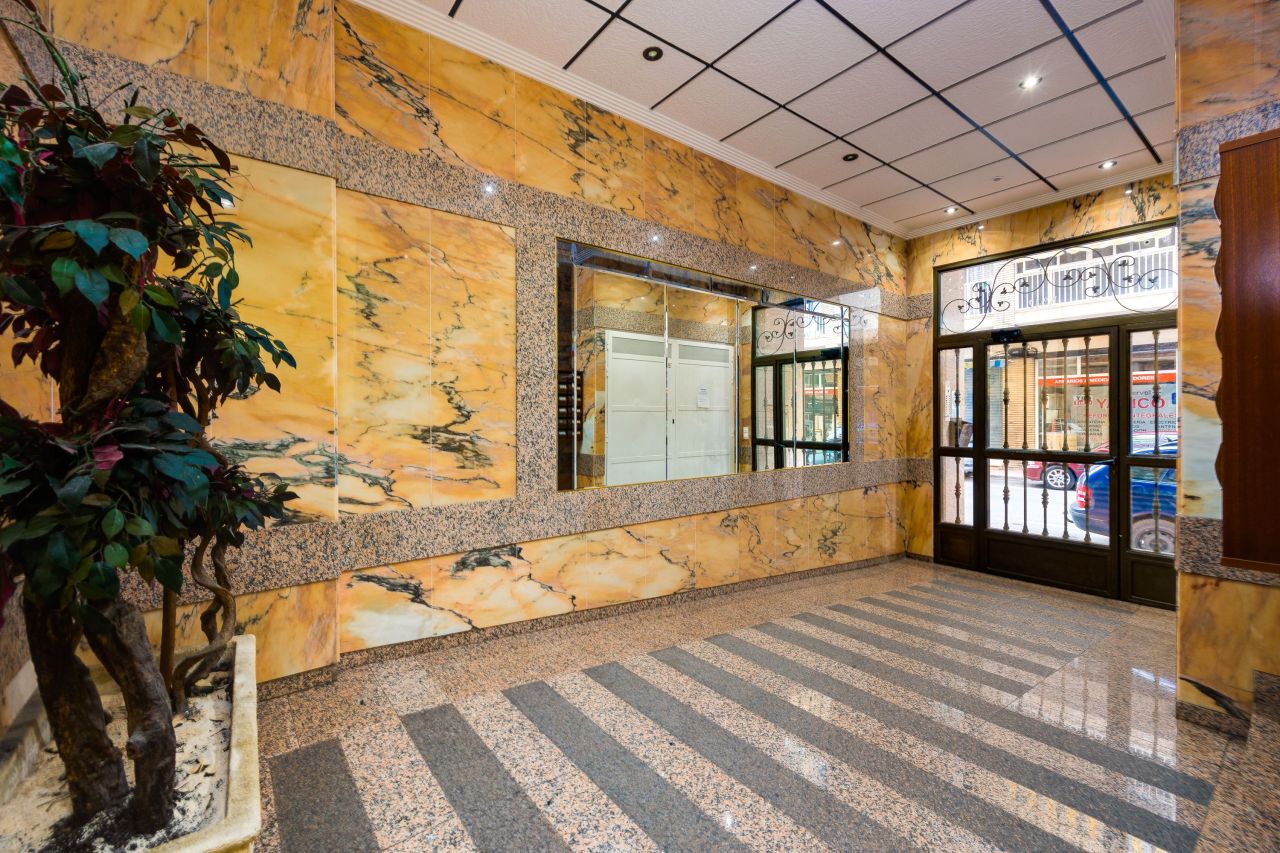 Квартира в Торревьехе, Испания, 58 м² - фото 2