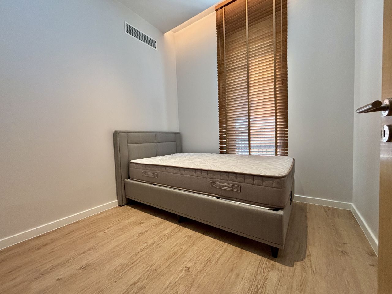 Апартаменты в Тивате, Черногория, 111 м² - фото 11