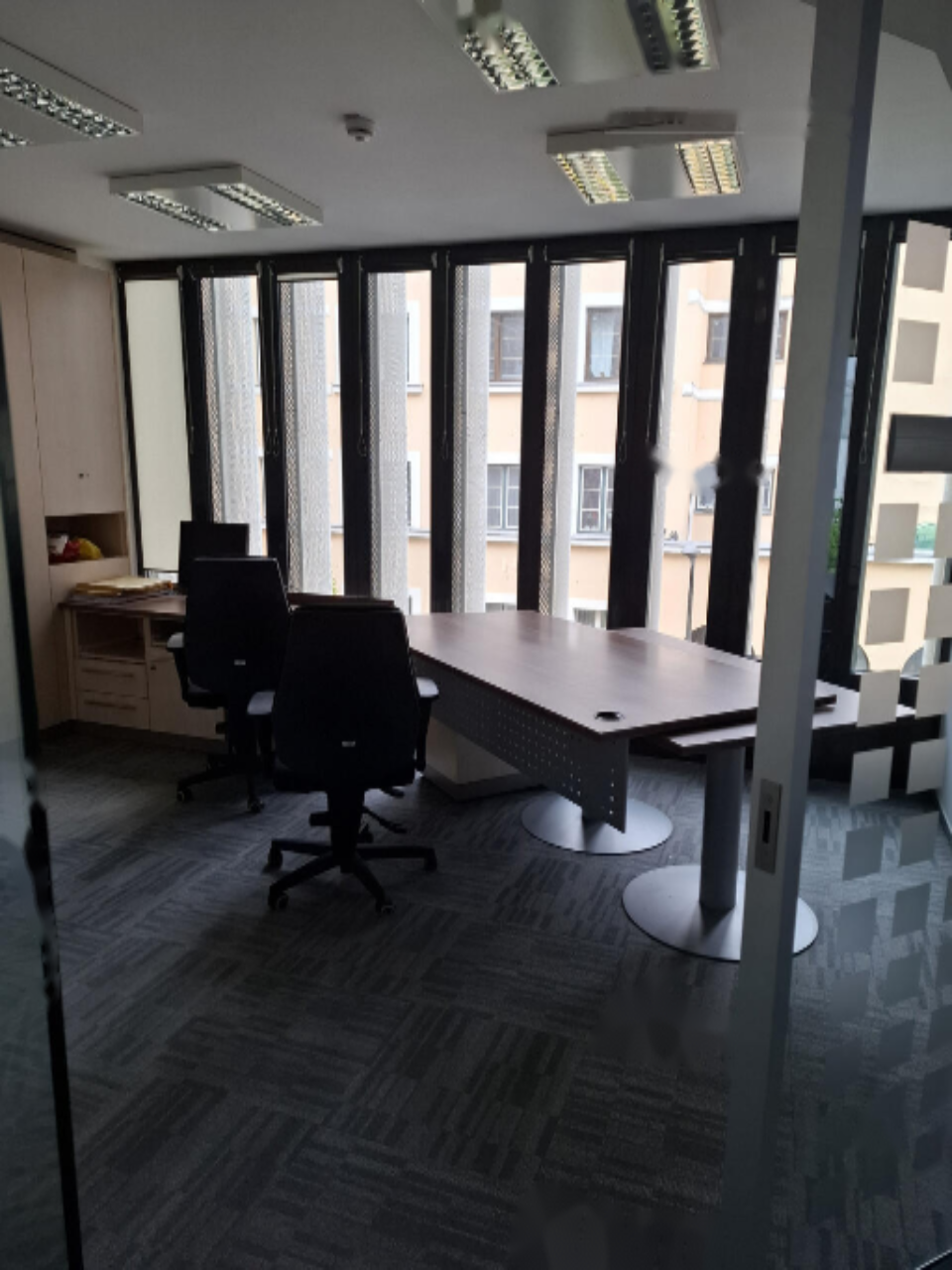 Офис в Любляне, Словения, 250 м² - фото 1