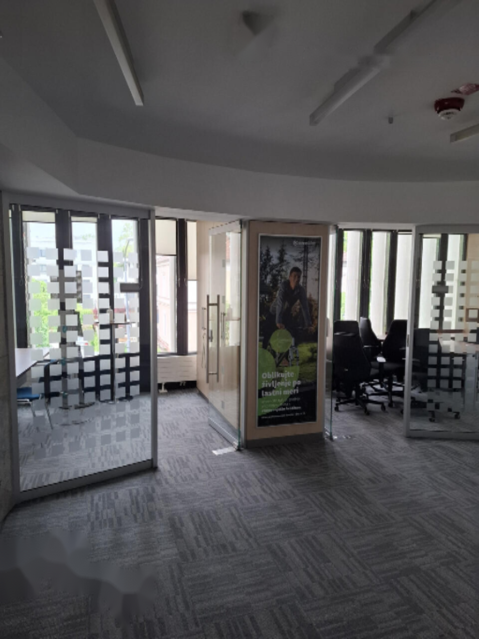 Офис в Любляне, Словения, 250 м² - фото 2