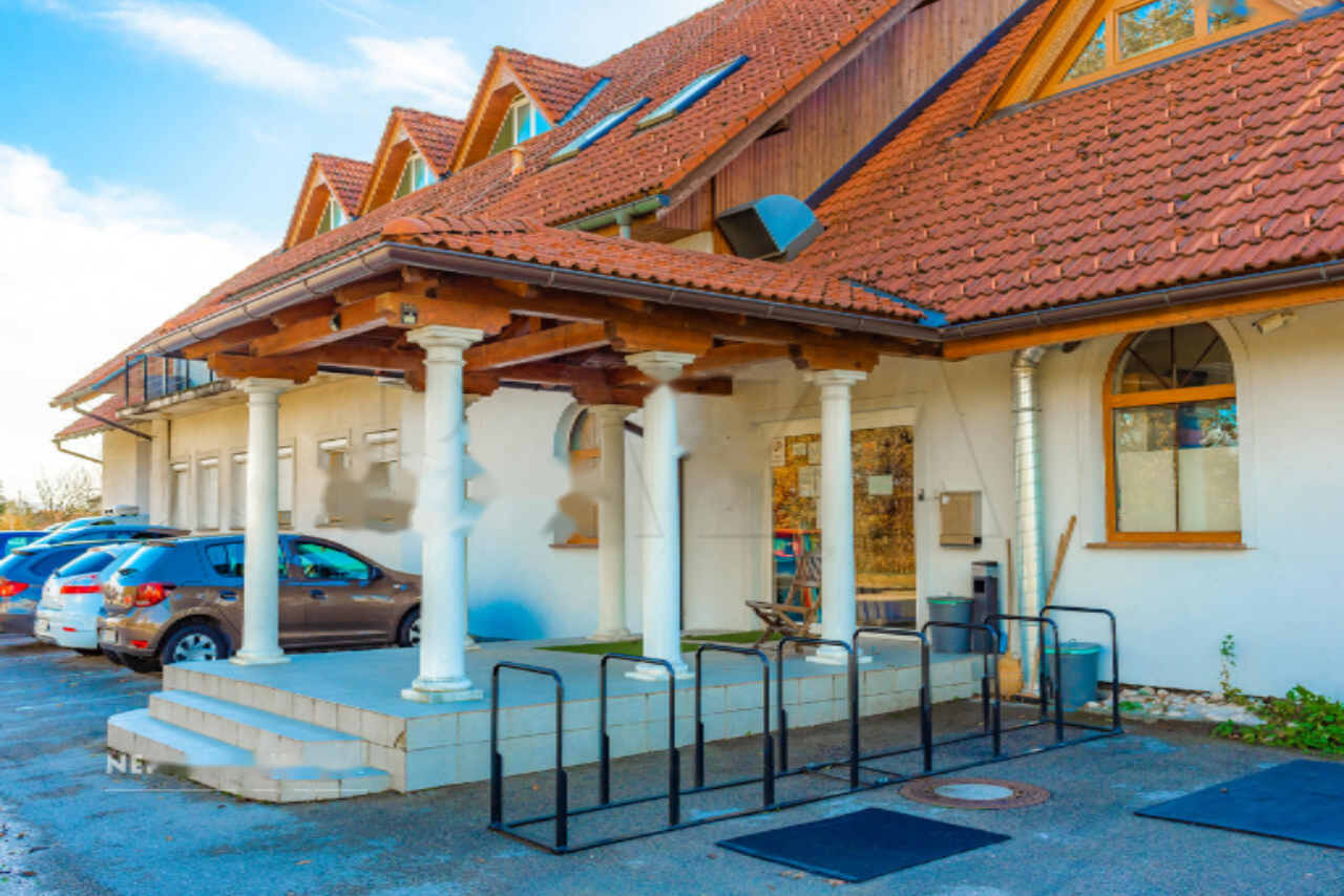 Офис в Любляне, Словения, 1 041 м² - фото 2