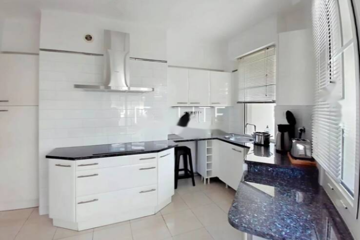 Квартира в Каннах, Франция, 111 м² - фото 2