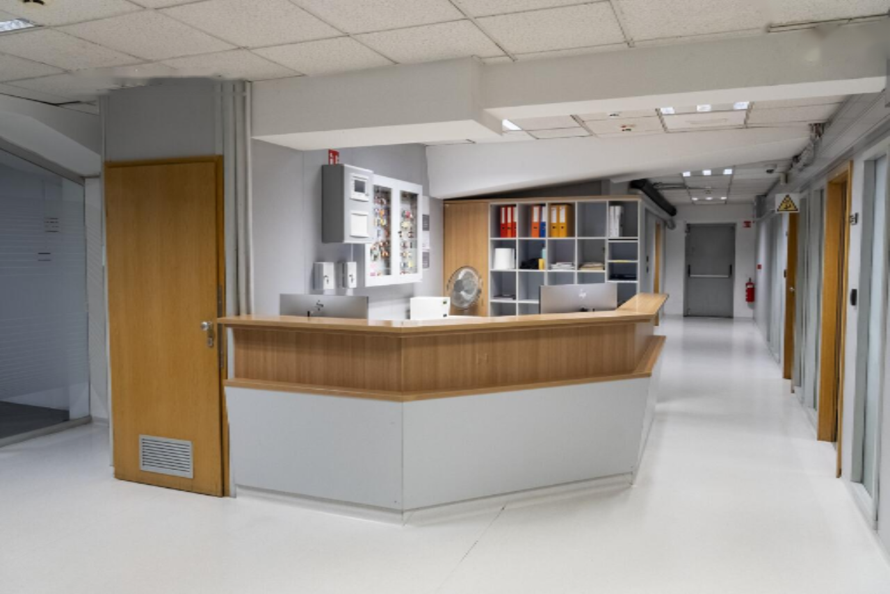 Офис в Любляне, Словения, 1 589 м² - фото 5