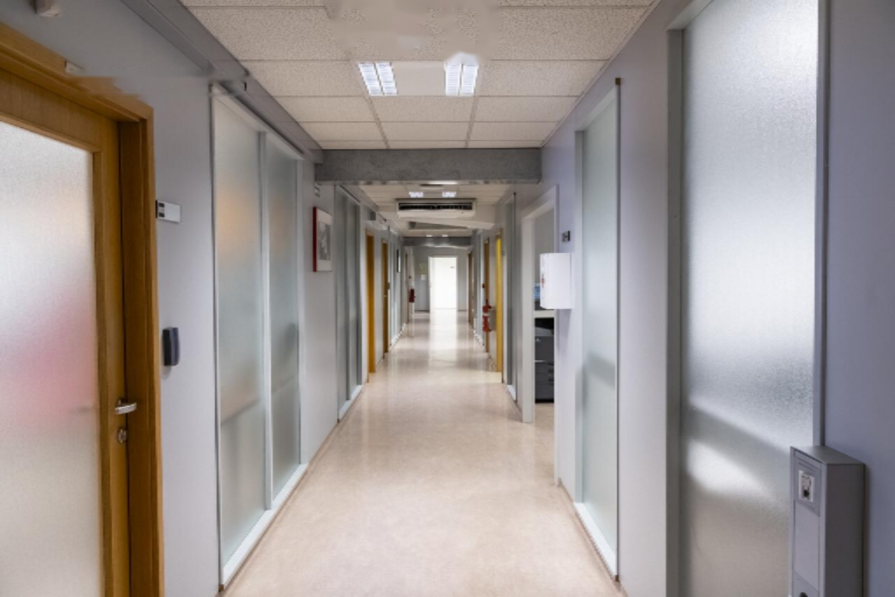 Офис в Любляне, Словения, 1 589 м² - фото 10