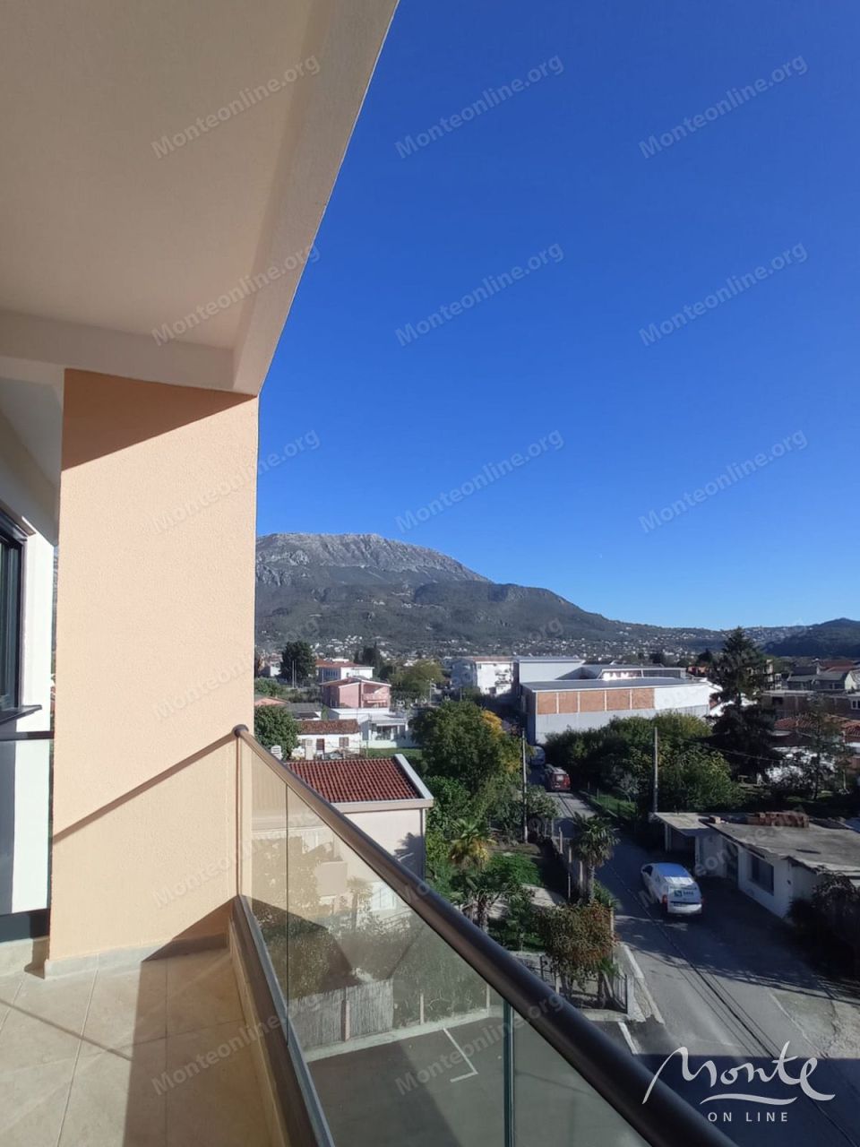 Апартаменты в Баре, Черногория, 61 м² - фото 16